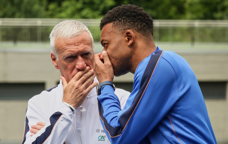 world cup deschamps reassures france mbappe is in top form