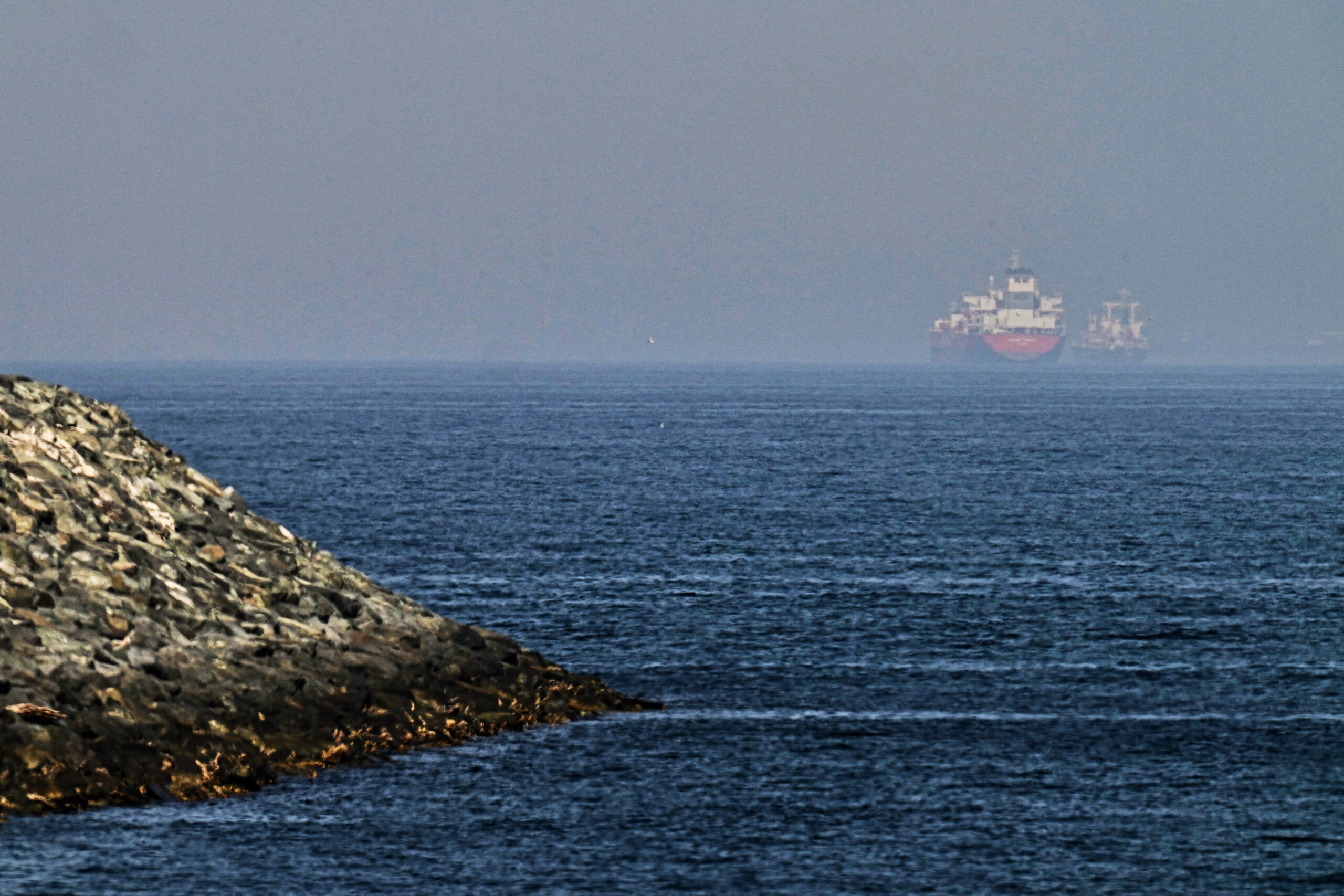 Iran: India protests to US over attack on oil tanker, “three of our citizens missing” 1 iran india protests to us over attack on oil tanker three of our citizens missing scaled