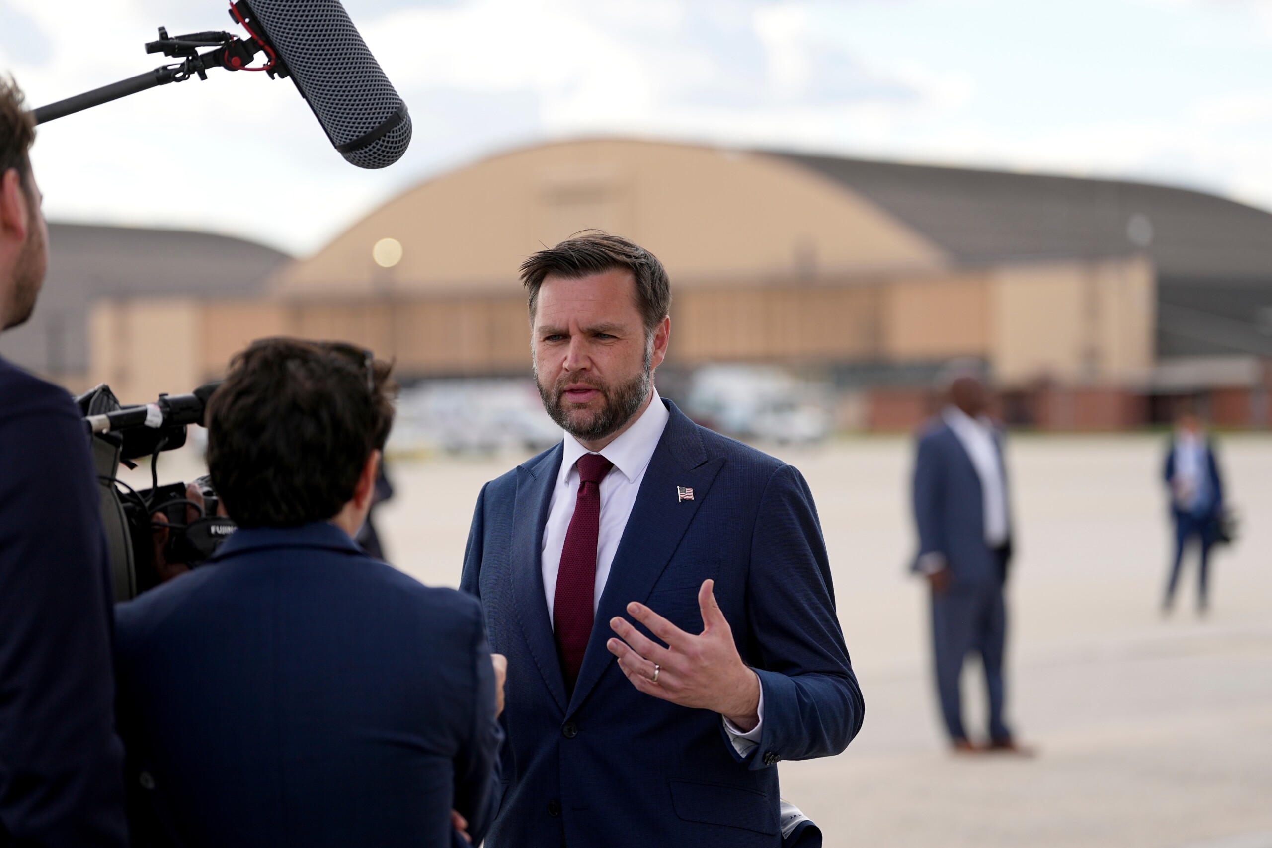 Iran, Vance on Fox News: ‘Deal with Tehran could transform the Middle East’ 1 iran vance on fox news deal with tehran could transform the middle east scaled